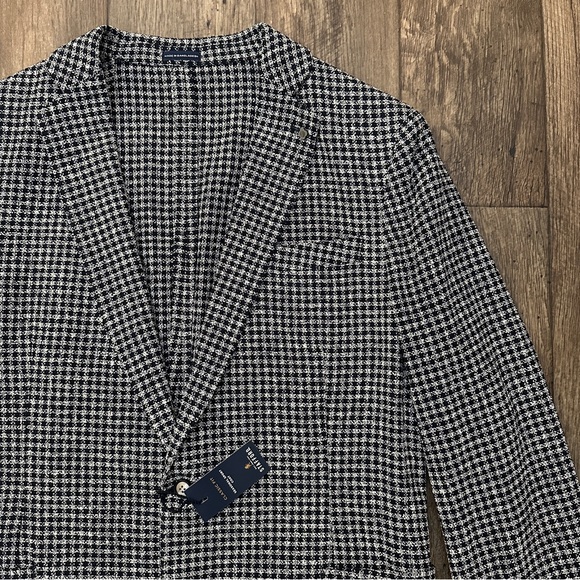 Stafford Classic Fit Sport Coat Blazer Jacket Sz 46L White Black With Navy Knit